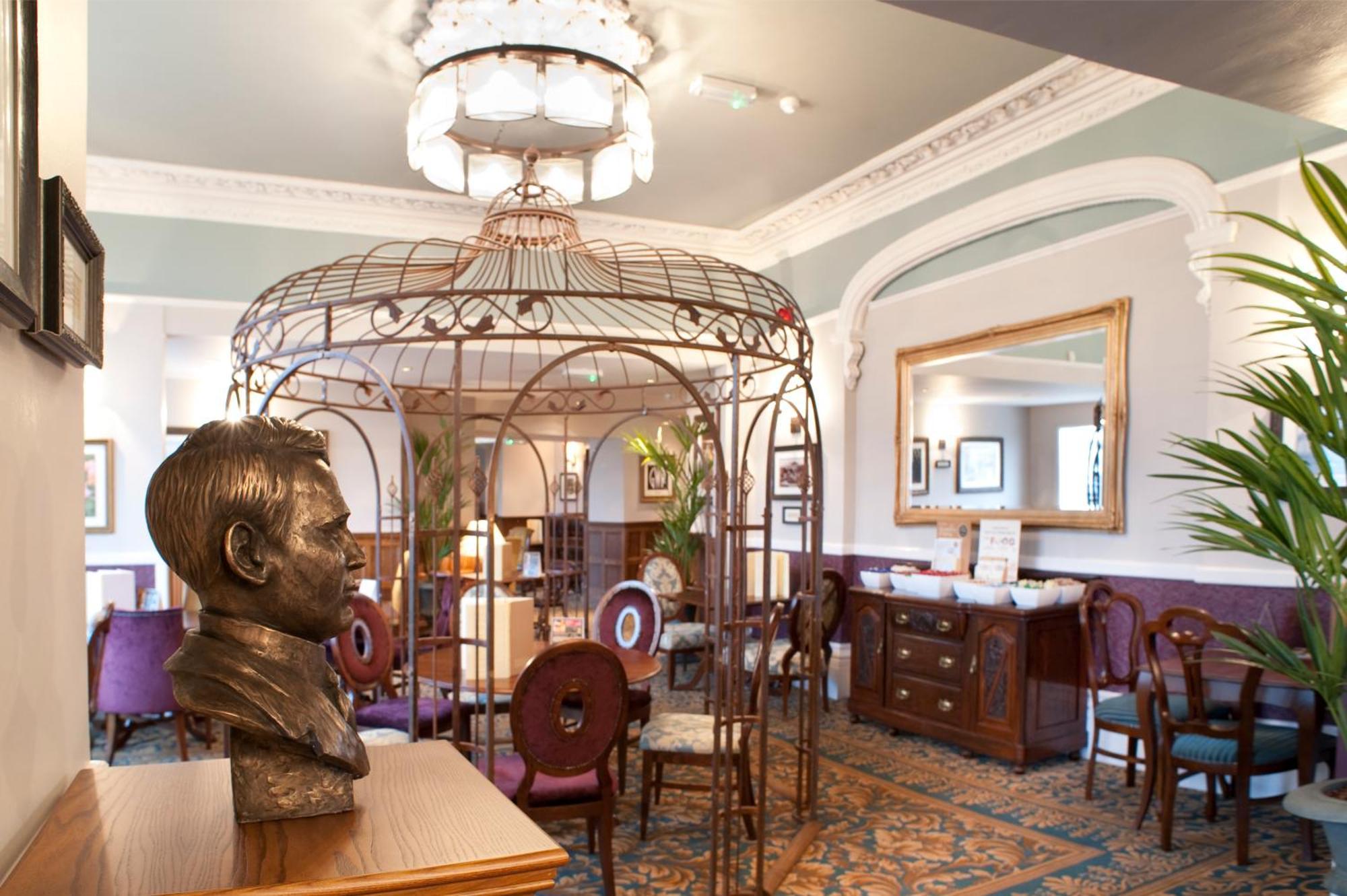 Cabot Court Hotel Wetherspoon Weston-super-Mare Exterior foto